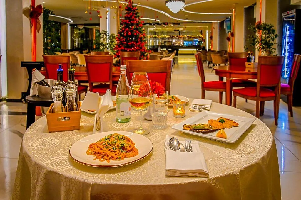 Hotel Vivas Durrës 4*,  Albánia